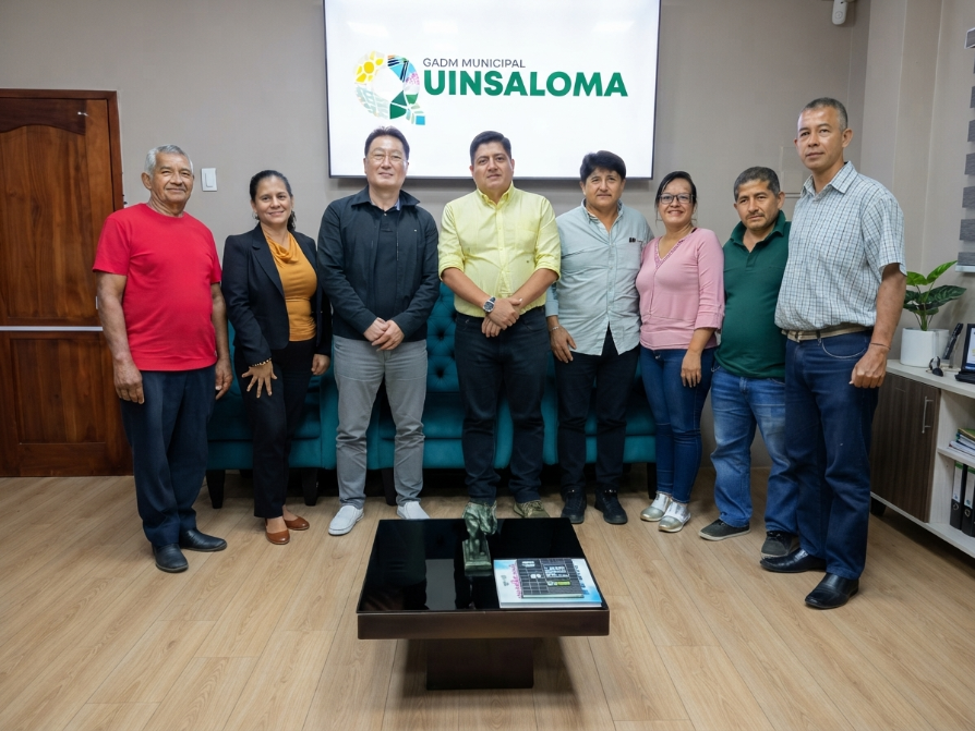 Reunión con socio estratégico coreano proveedor de nanotecnología, junto a autoridades del GAD Municipal de Quinsaloma